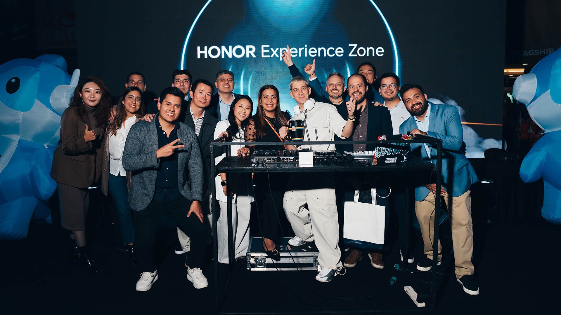 CuatroCoronas_HonorExperience_0009_CuatroCoronas_HonorExperience_010