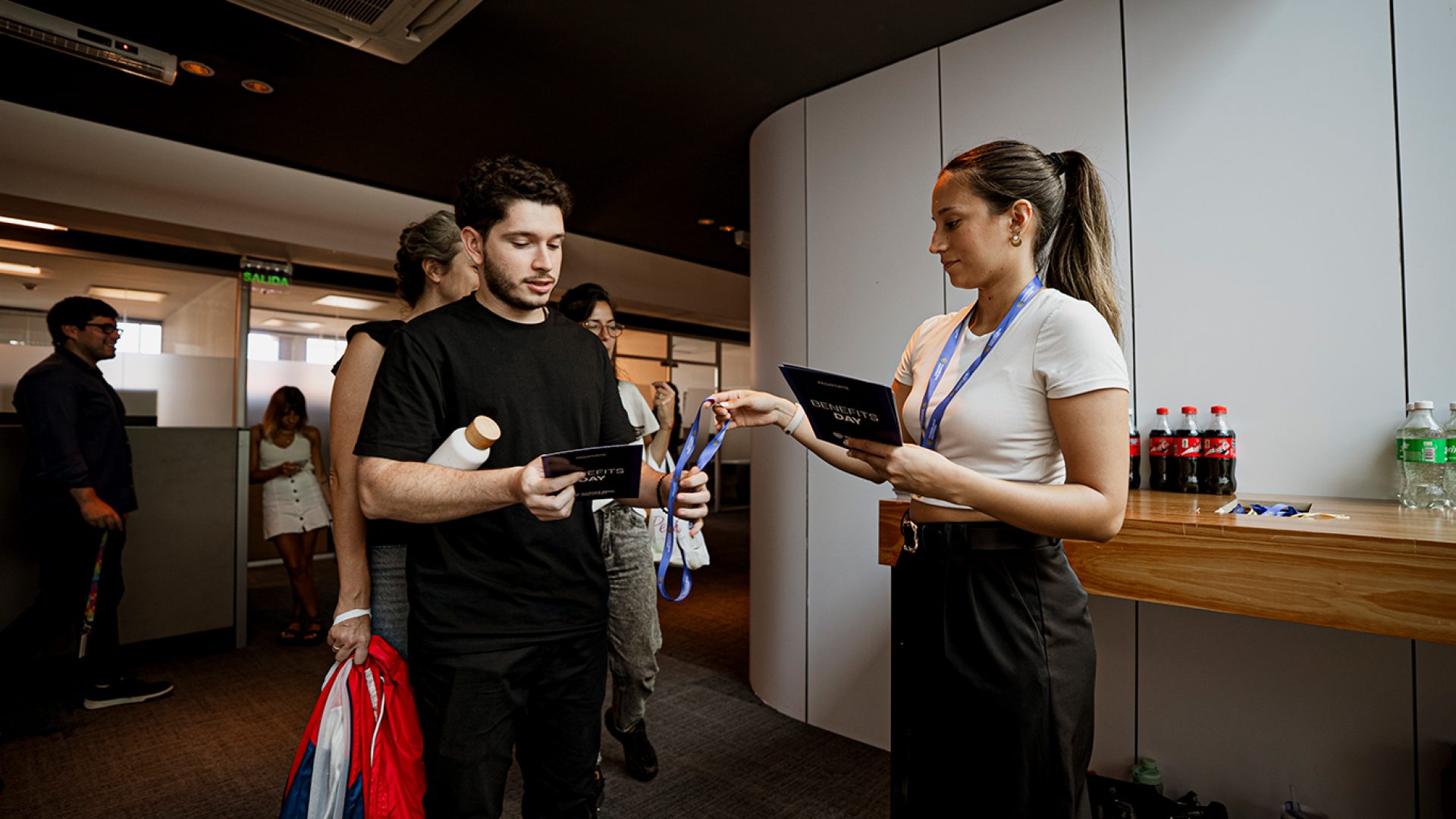 CuatroCoronas_WarnerBros_BenefitsDay_011