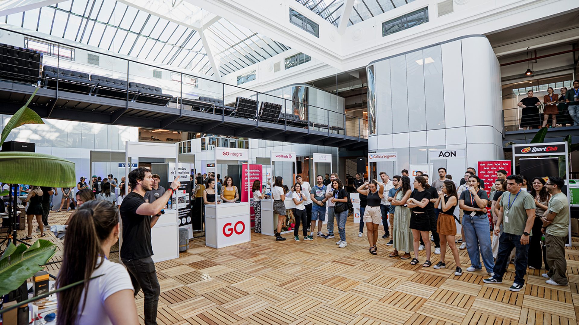 CuatroCoronas_WarnerBros_BenefitsDay_06